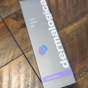 BNIB Dermological calm water gel